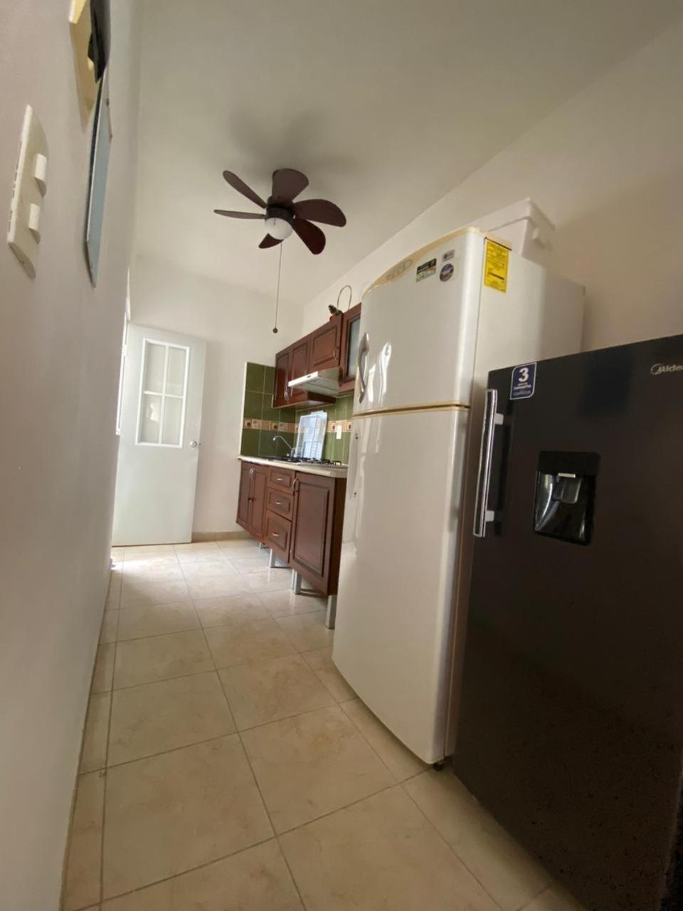 Apartamento En Fraccionamiento Privado 6 Personas Con Piscina Cerca De La Playa Плая-дель-Кармен Экстерьер фото